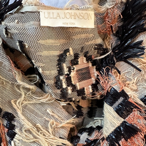 ULLA JOHNSON | Aviana Wrap Vest in Tufted Raffia - Picture 6 of 17